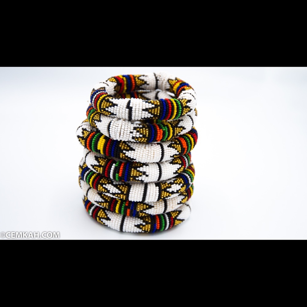 New! Set of 3 Black and white Maasai bracelet